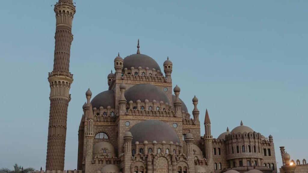 Gyakorlati utmutato arra, hogyan talalj szerb Reddit-creatort SaaS probafelhasznalokhoz lepesek, kockazatok es outreach-mintak, helyi trendekkel.