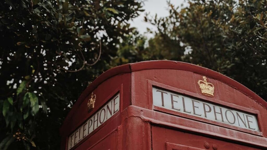 Gyakorlati utmutato magyar kreatoroknak: hogyan talald meg es koss uzletet iraki markakkal Takatakon, lepesrol lepesre taktikakkal, kapcsolatepitessel es tartalomotletekkel.