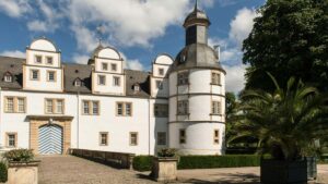 Gyakorlati, helyi strategiak: hogyan talalj es aktivalj magyar Bilibili-creatorokat uj etrend-kiegeszito vonalhoz outreach, compliance, es merheto kampanytervek.