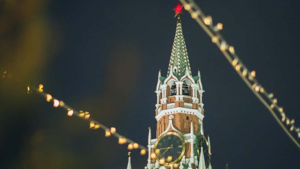 Gyors, gyakorlatias utmutato magyar creatornak: hogyan epits kapcsolatot tanzaniai markakkal Threads-en, jogi- es platformkockazatok, kommunikacios sablonok es mukodo aktivacios otletek jatek kulcsok nyeremenyjatekahoz.